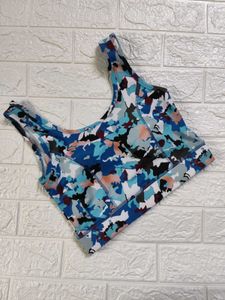 Clovia Medium Padded Sports Bra
