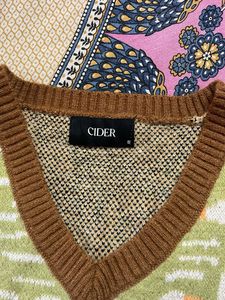 Goose Print Sweater Vest