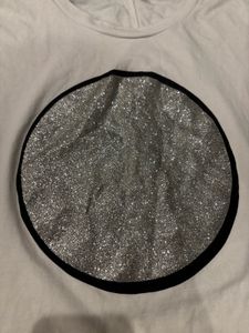 Graphic Glitter Circle Tee