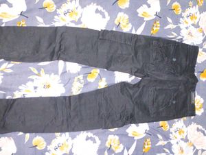 Men’s Black Slim-Fit Cargo Pants | Everyday Utilit