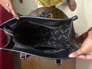 🔥🔥Berrylush Structured Bag For Women’s🔥🔥