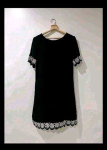 H &amp; M scallop Dress