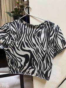 Lepord Print Crop Top