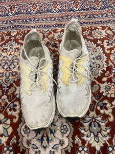 Rapidbox White Sneakers