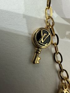 Charm LV Hanging Bracelet Anti Tarnish Luxury