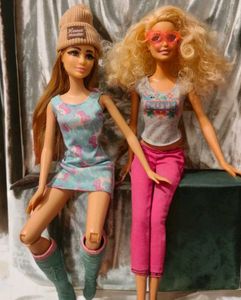 Two Barbie Fashionistas