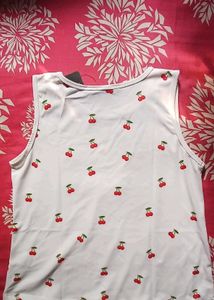 Women Cherry Print Sleeveless Tank Top