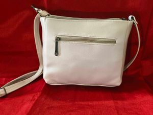 Sling Bag 🛍️