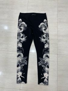 Authentic EXPRESS Floral Luxe🖤Sculpt Your Bloom🌸