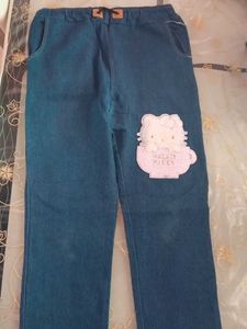 HELLO KITTY JEGGING JEANS.