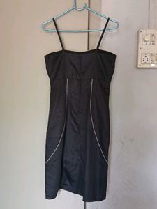 Chic Black &amp; Pink Mini Dress