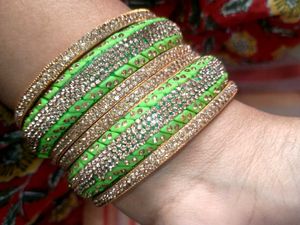 Green &amp; Gold Bangle Set