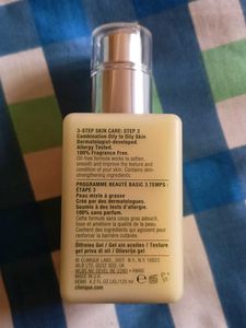Clinique Dramatically Different Moisturizing Gel
