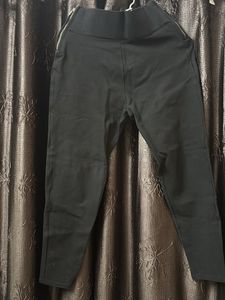 Black Skinny Jeggings