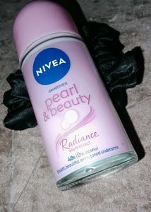 Nivea Pearl & Beauty Deodorant..💗