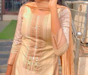 Grand Kurta Ariwork