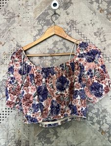 H&amp;M top , Size Issue So Selling