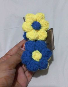 Crochet Flower hair clutcher