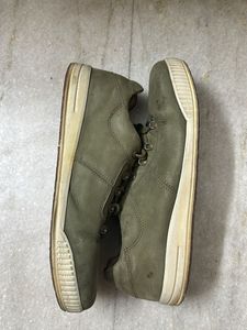 *100% AUTHENTIC* Woodland Olive Suede Sneakers