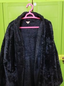🎇Gorgeous Cozy Fuzzy Blue Shrug🎆