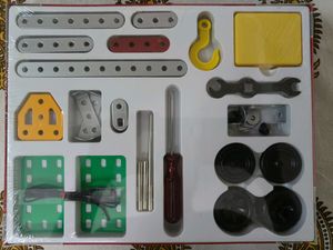 New Sealed Mechanix Toy Set