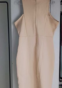 Elegant Lace Sheath Dress