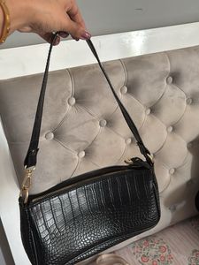 Casual Black