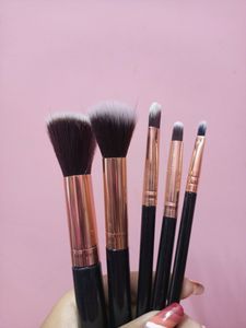 PACK OF 5 MAKEUP BRUSHES
