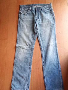 Light Wash Denim Jeans