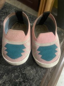 CHIU Kids LED Sport Shoes with Chu Music Sound