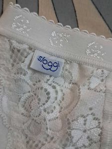 Four Padded  Bralet Top N Panty  Combo Imported Fa