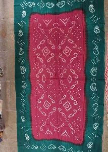Red &amp; Green Bandhani Dupatta