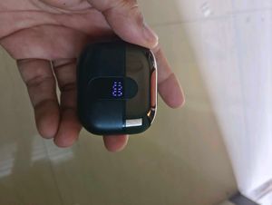 boat Earbuds Only case like new