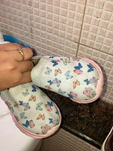 Slip Ons Size 25