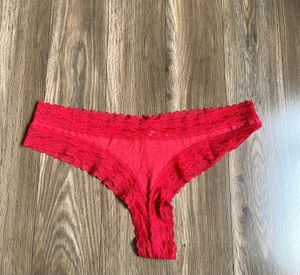 Set Of 3 Lace Panties + Thong