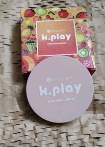 Combo Of Myglamm Blush And Highlighter: MyGlamm K.Play Flavoured Blush - Sweet Peach : MyGlamm K.Play Flavoured Highlighter - Ripe Melon + Myglamm Super Serum Foundation Shade 103W Creme