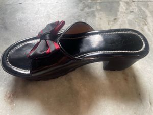 Black Bow Accent Heel Slides