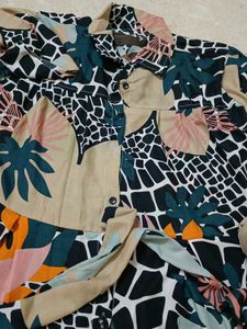 Patterned Short Sleeve Shirt