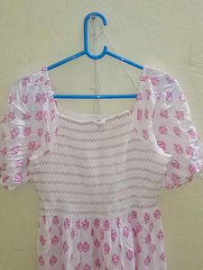 Zudio White &amp; Pink Top