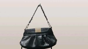 Chic Chain Patent Leather Crossbody Bag