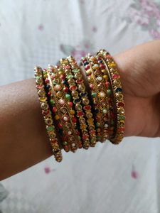 Colorful Metallic Bangle Set