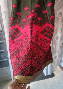 A Long Ethnic Skirt Prefect For Wedding Season ✨