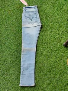 Light Wash Denim Jeans
