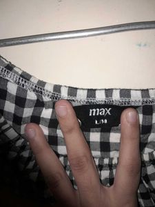 Beautiful MAX Checked Off Shoulder Onepiece