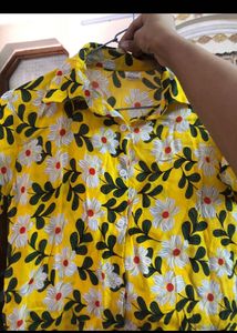 Boxy Fit Relaxed Floral Shirt