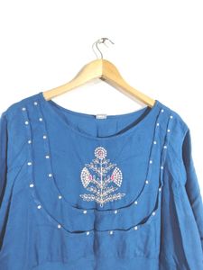 Blue Embroidered Kurta (Women&#39;s)