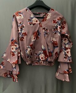 Puff Sleeve Floral Crop Top