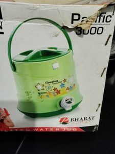 Pani Jug