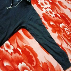 Stylish Black Pullover Sweatshirt