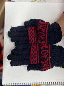 Hand knitted Gloves For Kids